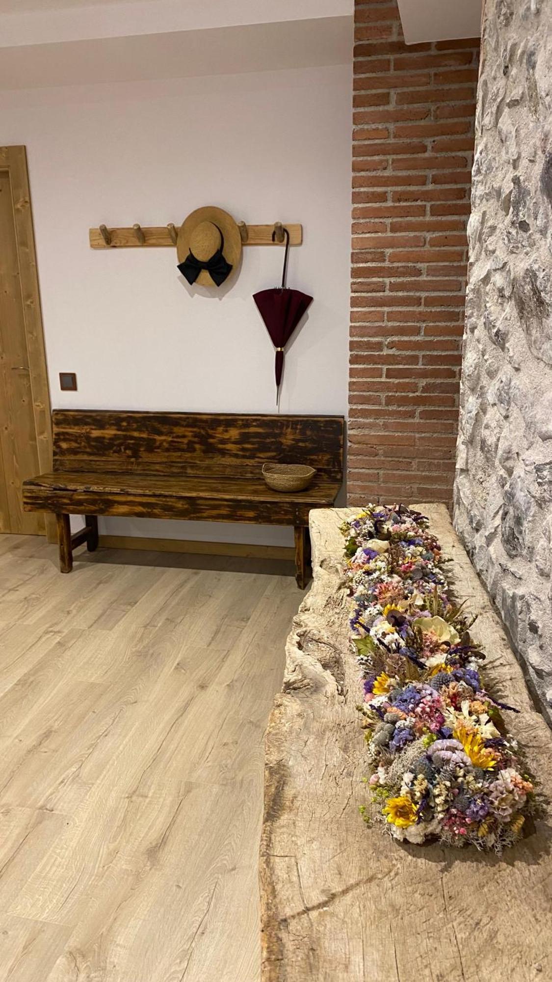 Pis Turistic De 170 M2 A La Placa Porxada De Bagá Esterno foto